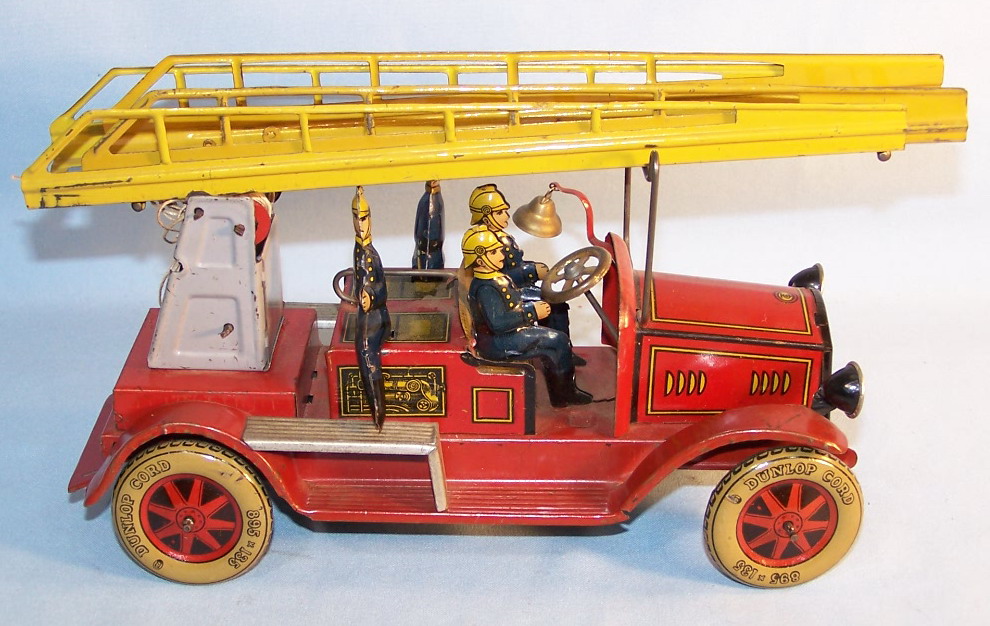 Tipp & Co Feuerwehrleiterwagen mit Besatzung, 20-30er Original (27702) - Bild 1 von 1